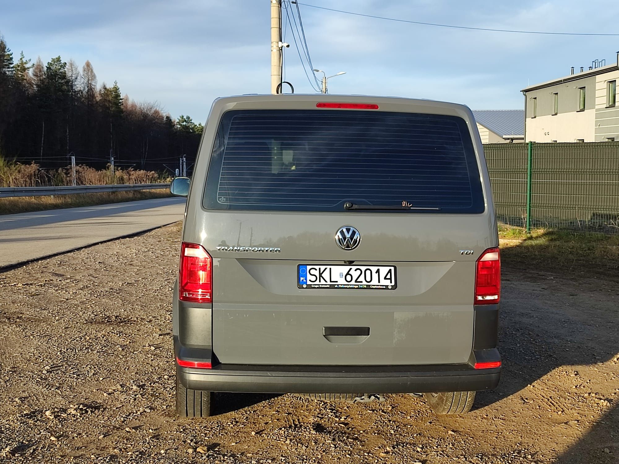 Volkswagen Transporter T6 Long 9 osób