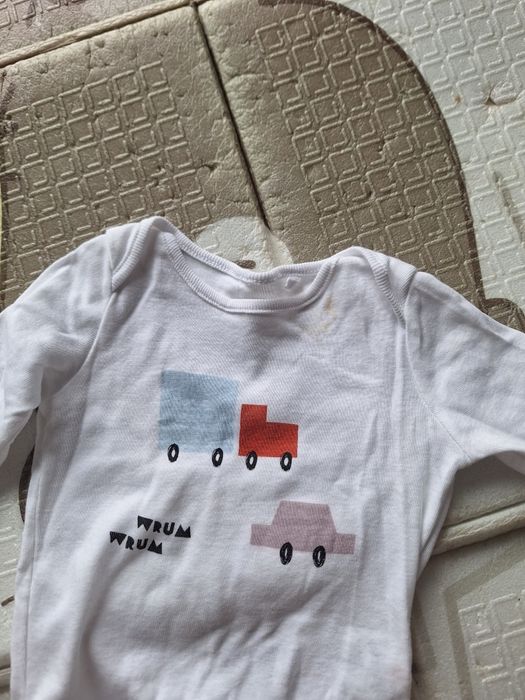 Бодіки Sinsay 80 розміру, ціна за два!