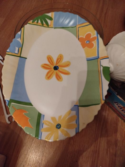 Продам посуду французскую  б/у  фирмы Luminarc