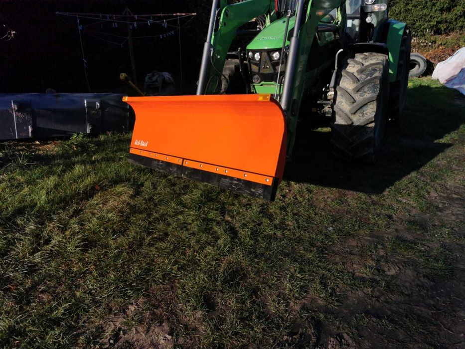 Pług do śniegu do ładowacza czołowego tura  euro ramkę 1,5m 2m 2,5m 3m