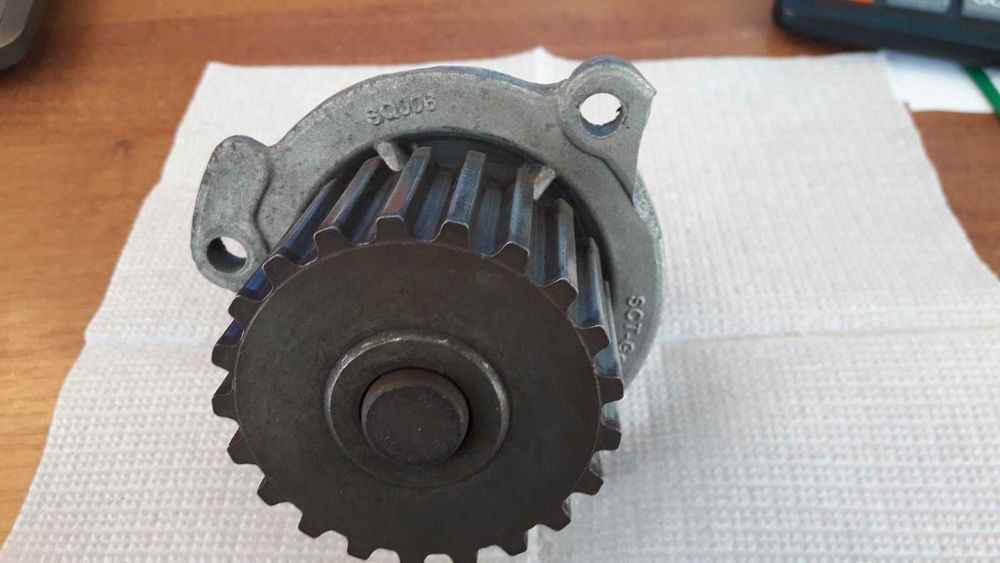 К ваз 2110, 2111, 2112 (16 клап) помпа, (насос) SCT SQ006 Германия