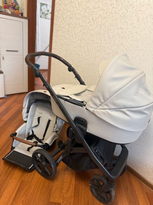 Каляска bass next 2 в 1 в комплекті все є