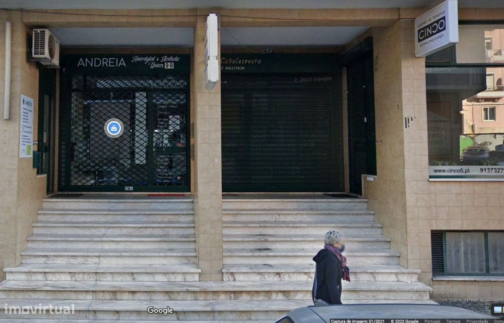 Loja no Centro de Queluz