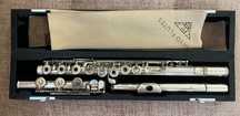 Flauta transversal Sankyo CF-401