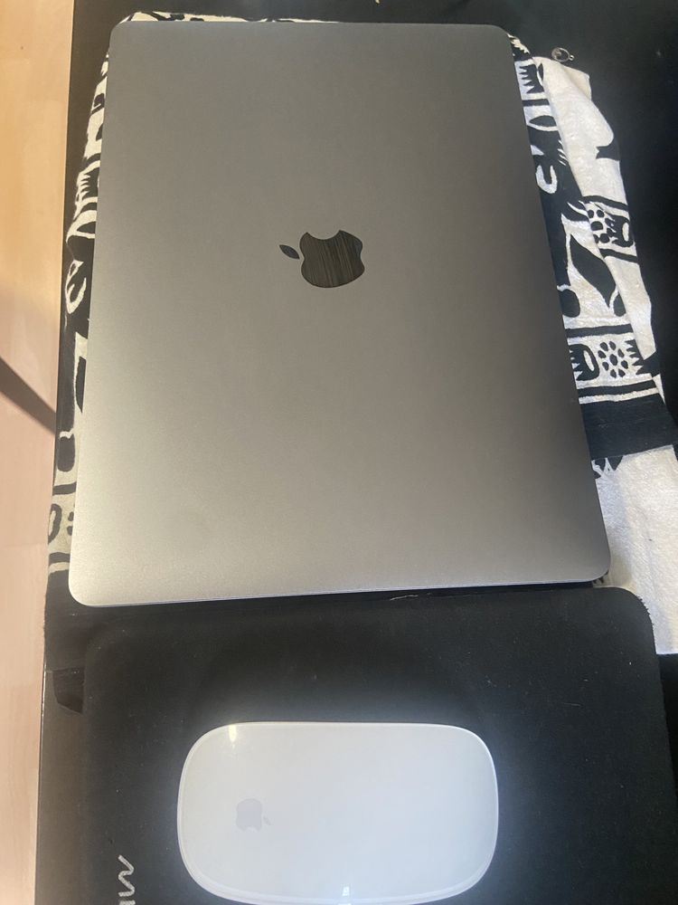 MacBook Pro 13” versão macOS 12.2