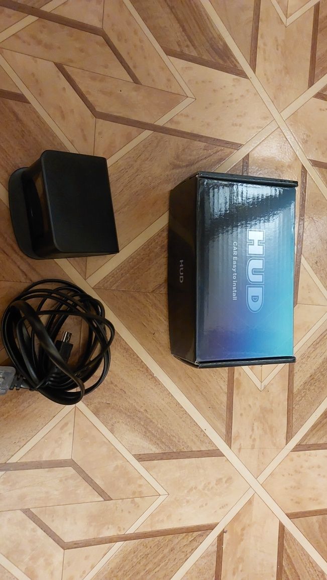 OBD HUB P10 бортовой компьютер