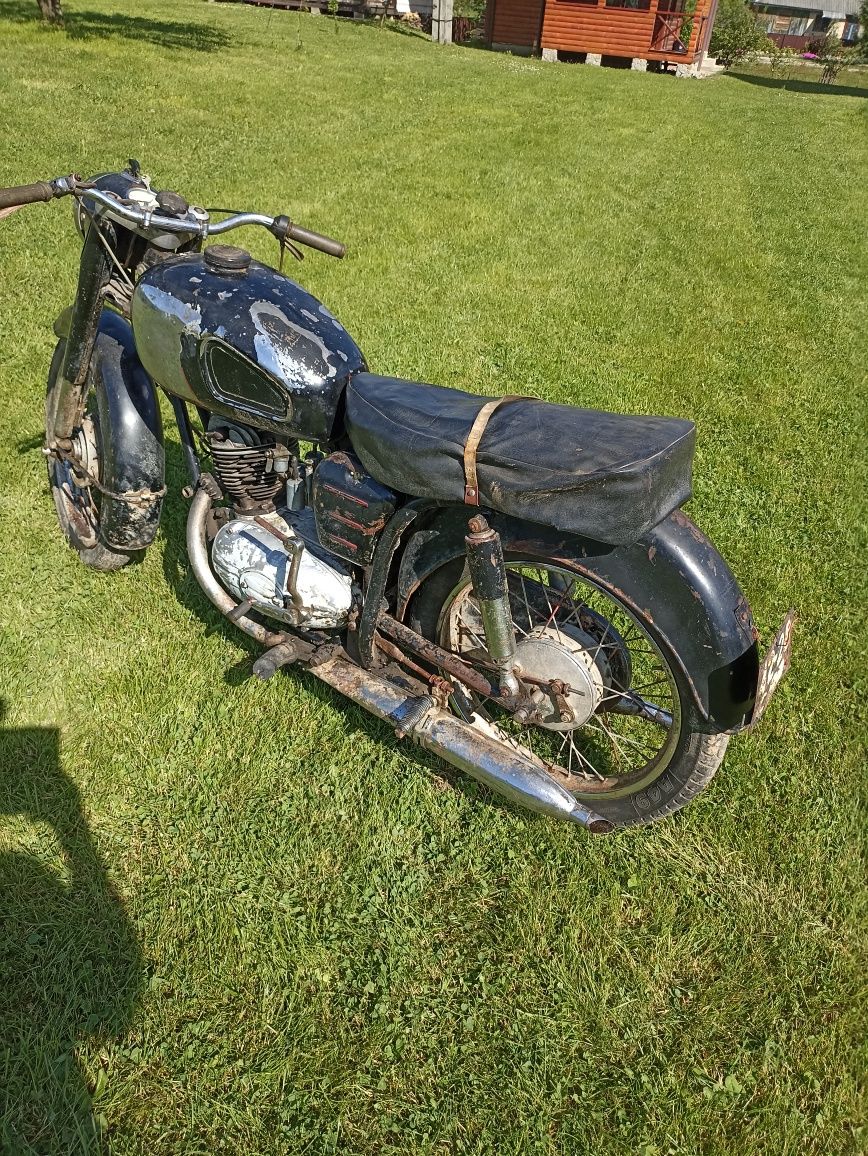 Мотоцикл Панонія Т5