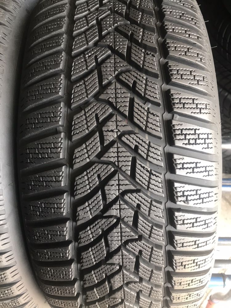 215/55/16 R16 Dunlop WinterSport 5 4шт зима