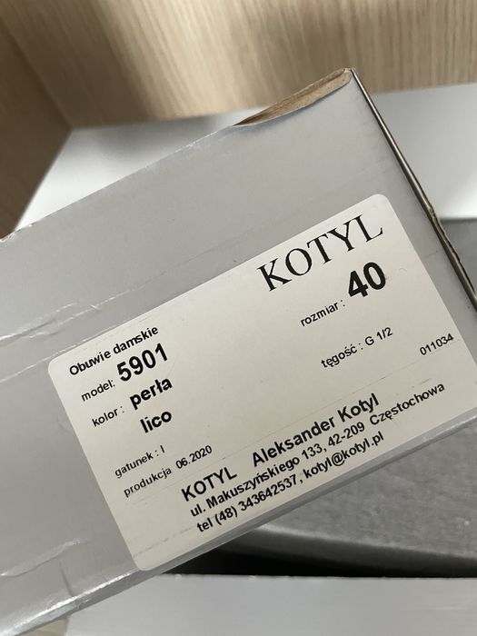 Buty slubne na slupku kotyl perlowe