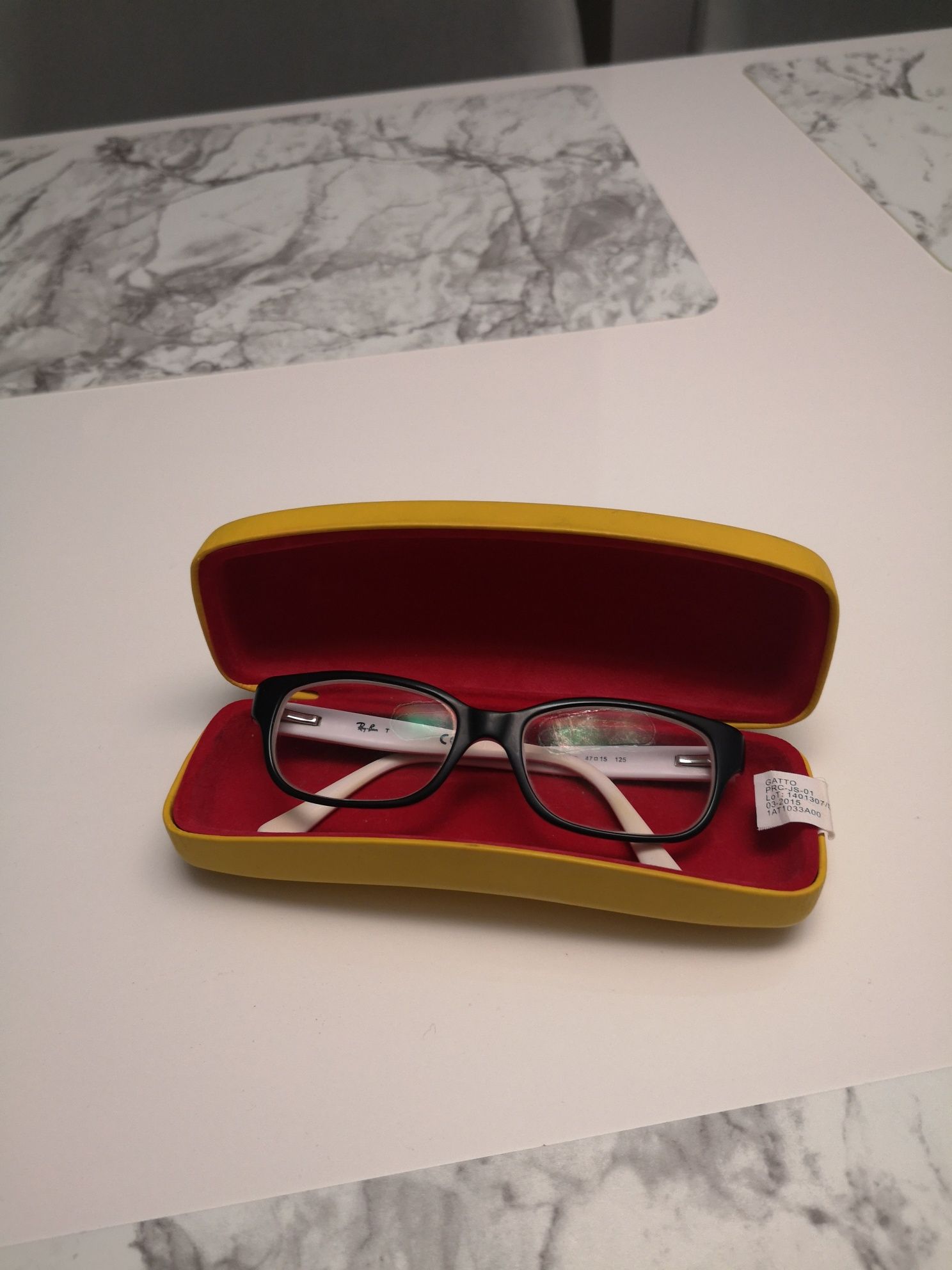 Oprawki Ray ban dla dziecka w bardzo dobrym stanie