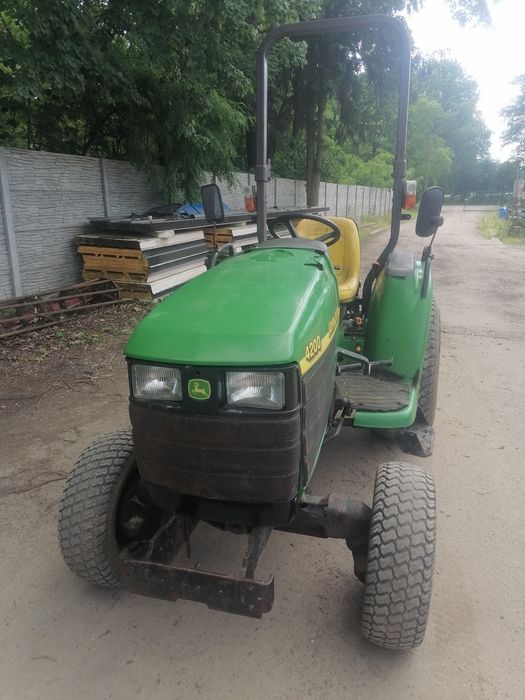 Johndeere 4200, 4x4, rok 2000