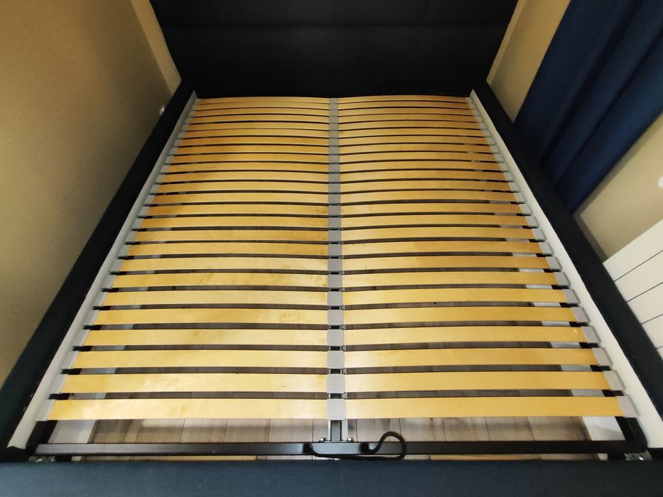 Łóżko sypialniane 180x200