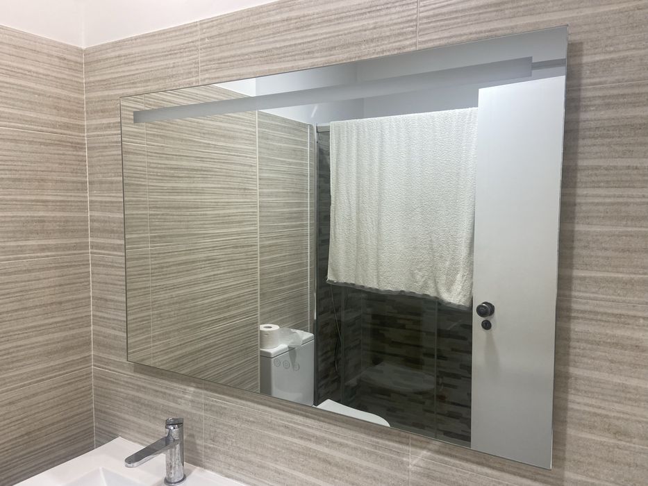 Espelho de Casa de Banho