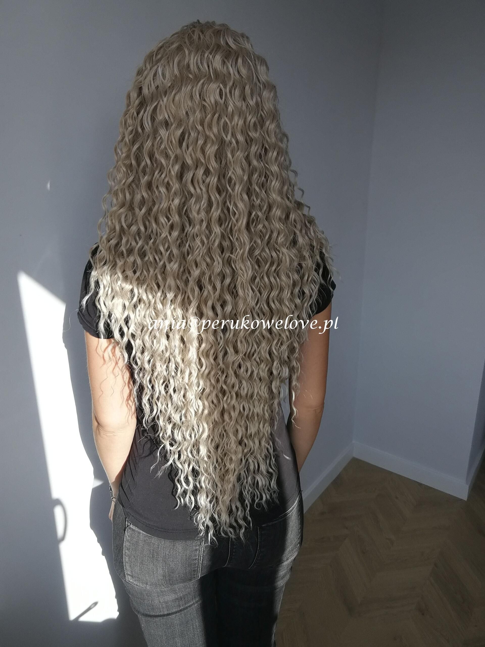 Peruka LACE FRONT blond z refleksami afro loki włosy na co dzień