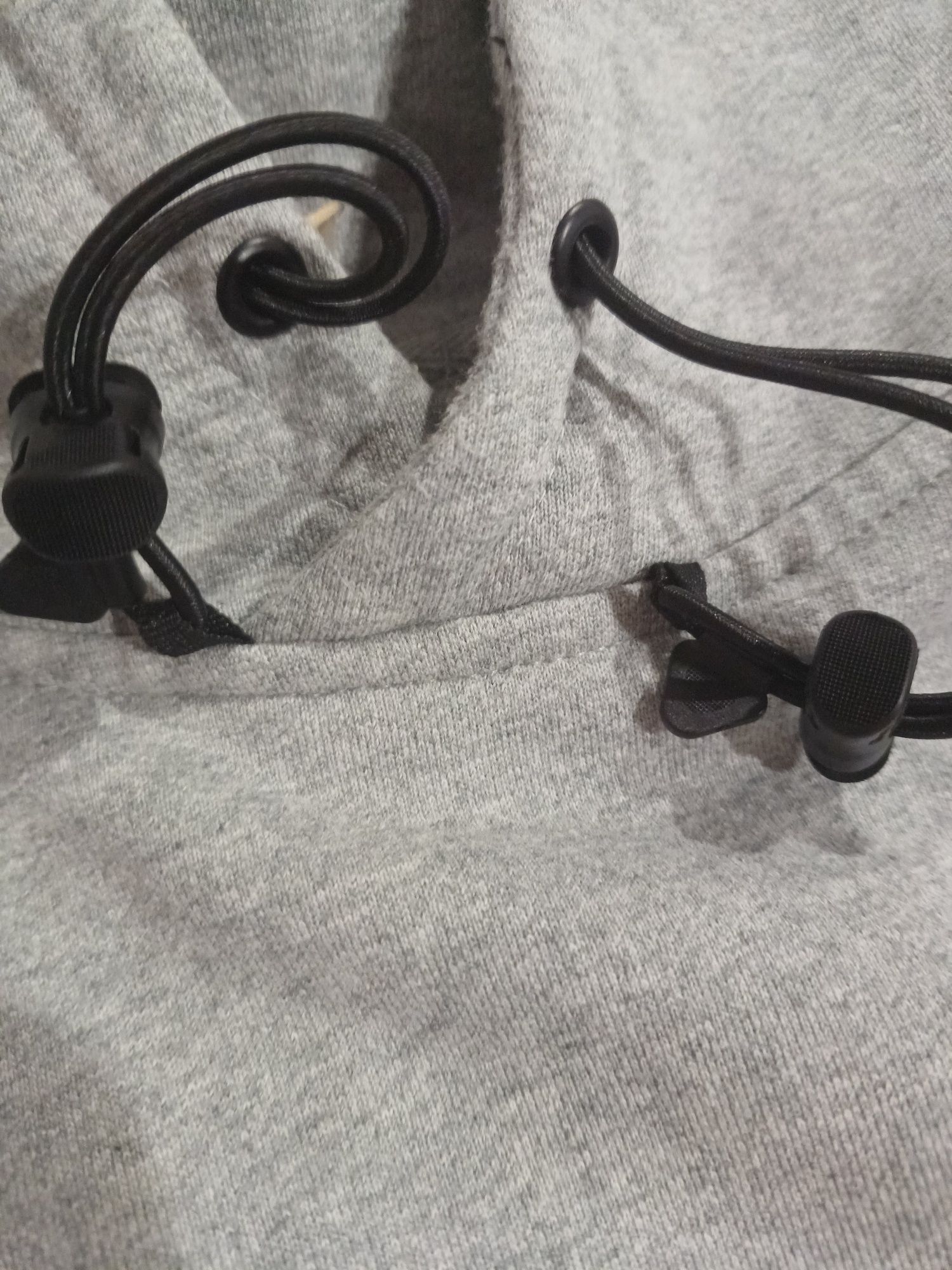 Hoodie A C G    M