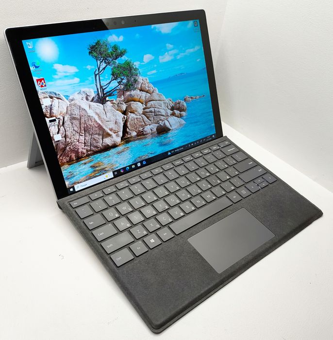 Ультробук плашет Microsoft Surface Pro 5 / Intel i5/ 8Gb/ SSD 256Gb