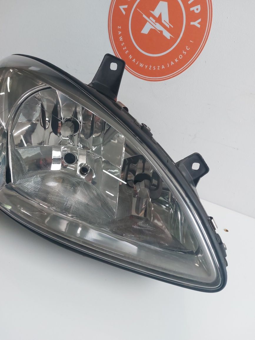 Lampa przednia prawa Mercedes Vito W639 Europa 03-09