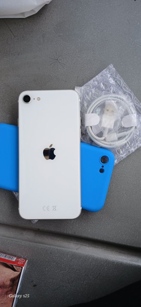 Samsung A15 e iPhone se 2 geração como novos