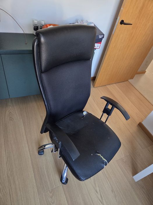 Fotel biurowy oddam za darmo