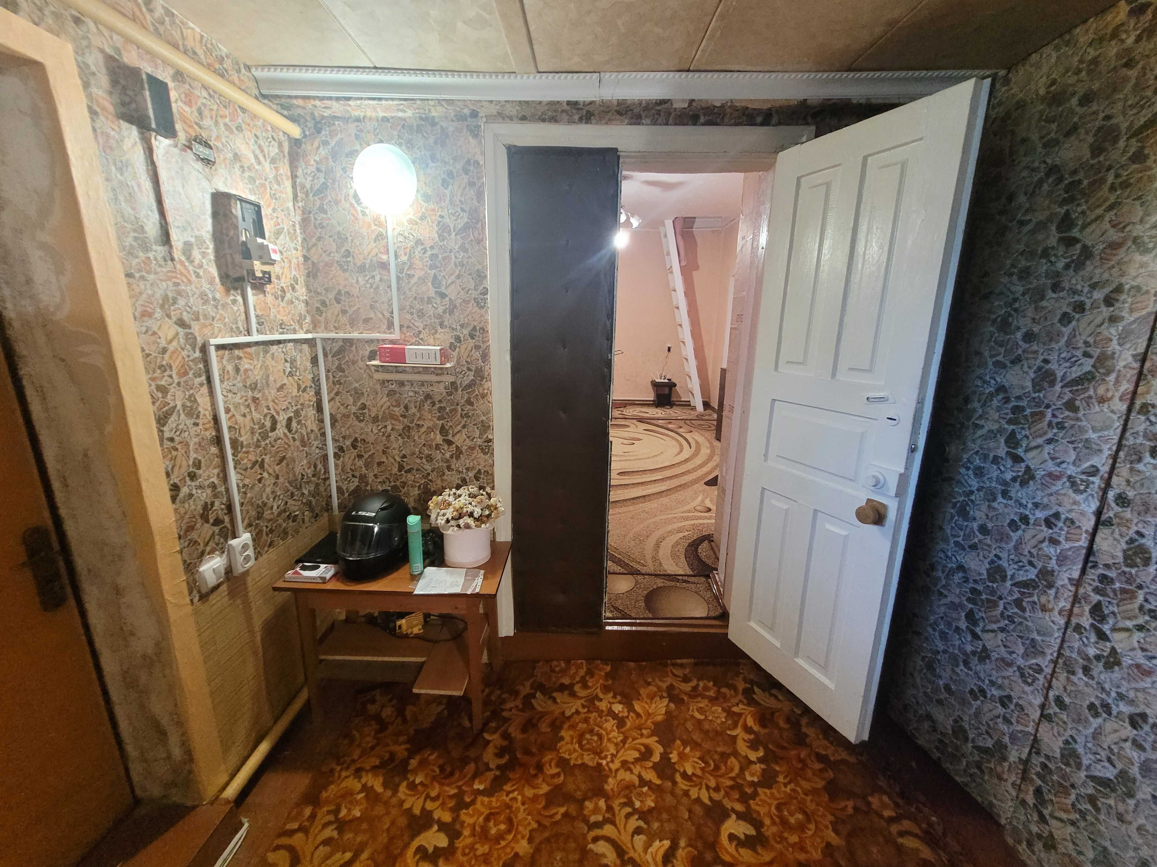 Продам будинок у м. Апостолове, пр. Весняний, 1.