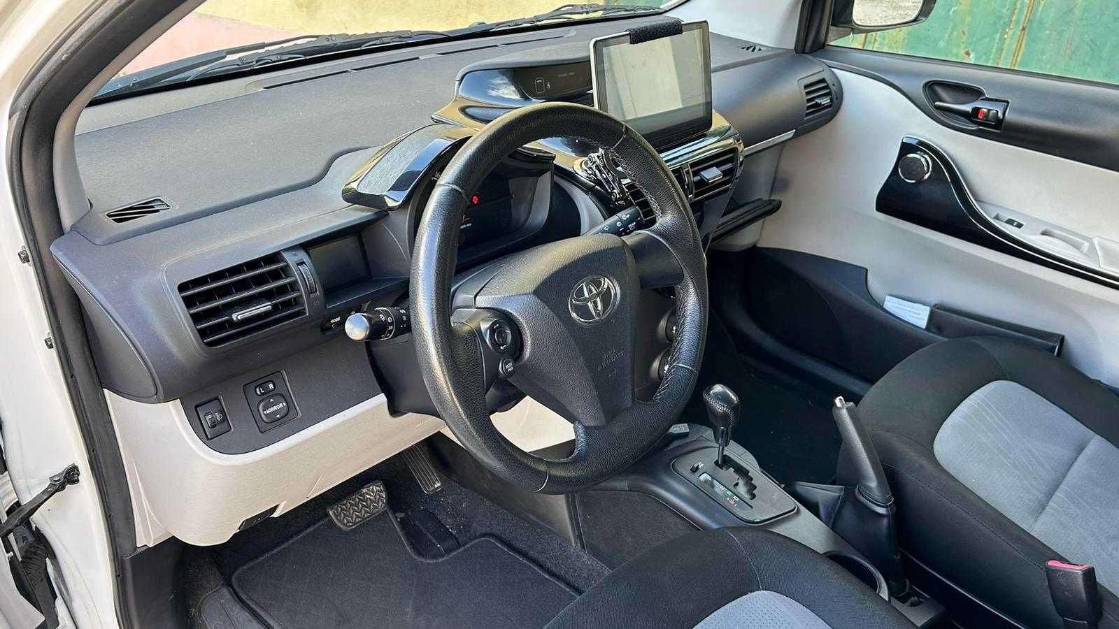 Toyota IQ Automático 1.3cc 100 cvs