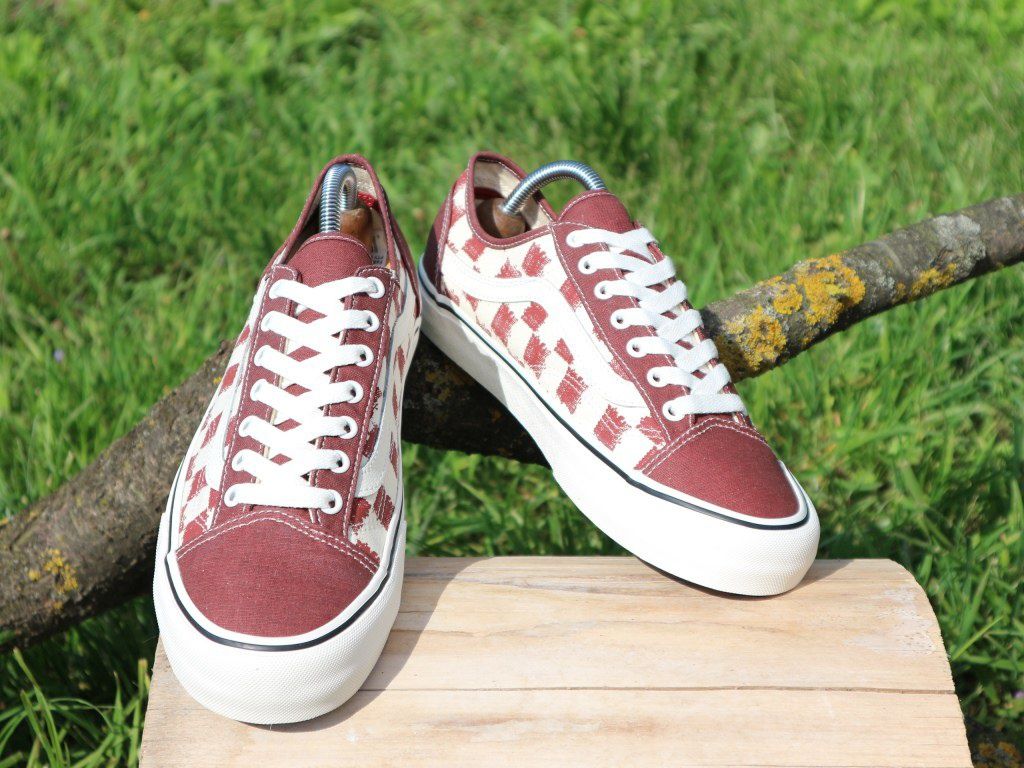 Vans Off The Wall Old School
42 рр
27 см довжина см 
1150 грн нова сто