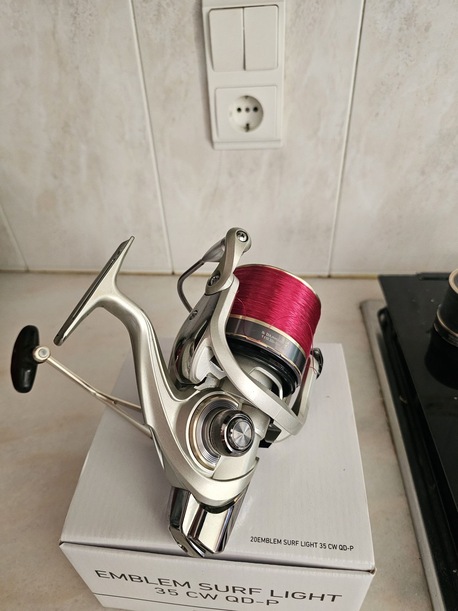 Daiwa emblem surf light 35