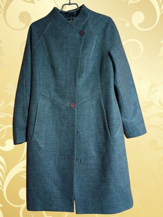 Пальто стильне гарне