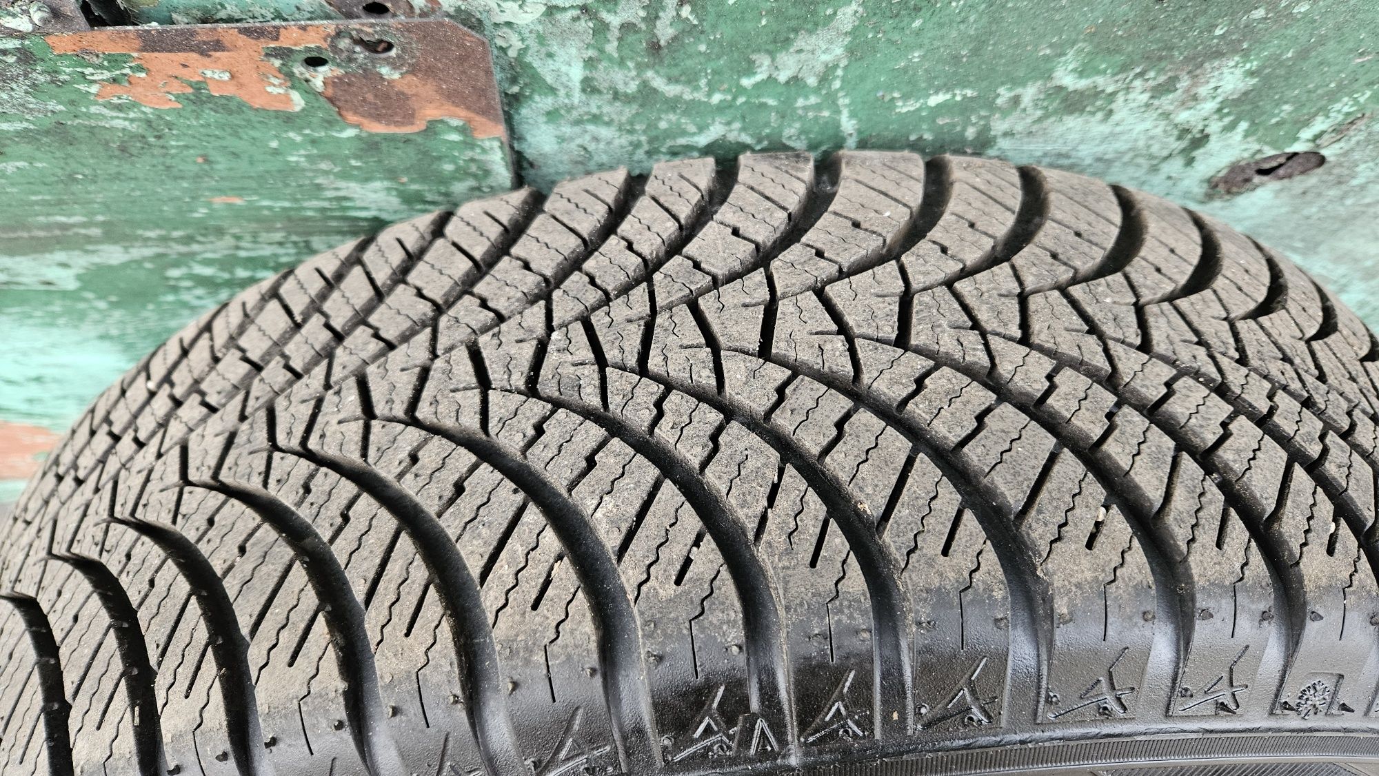 Koła nowe opony 185/65/15 zima zimowe 2024r 4x100 et39 opel corsa d