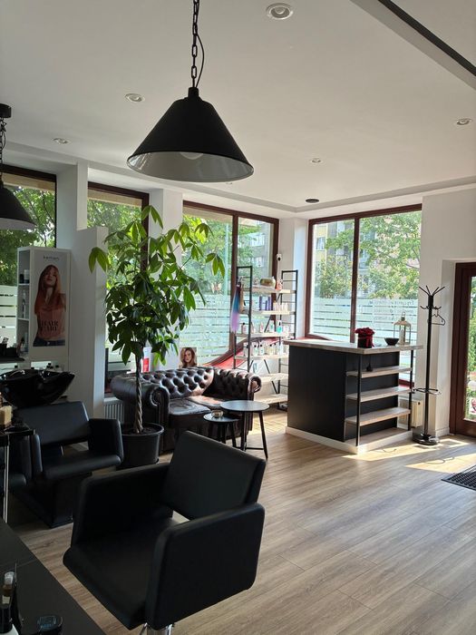 Wynajem  1 stanowiska manicure w salonie fryzjerskim