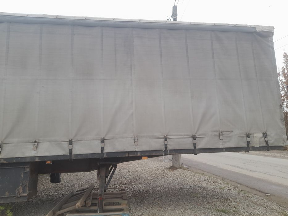 Причеп від Фури вантажний