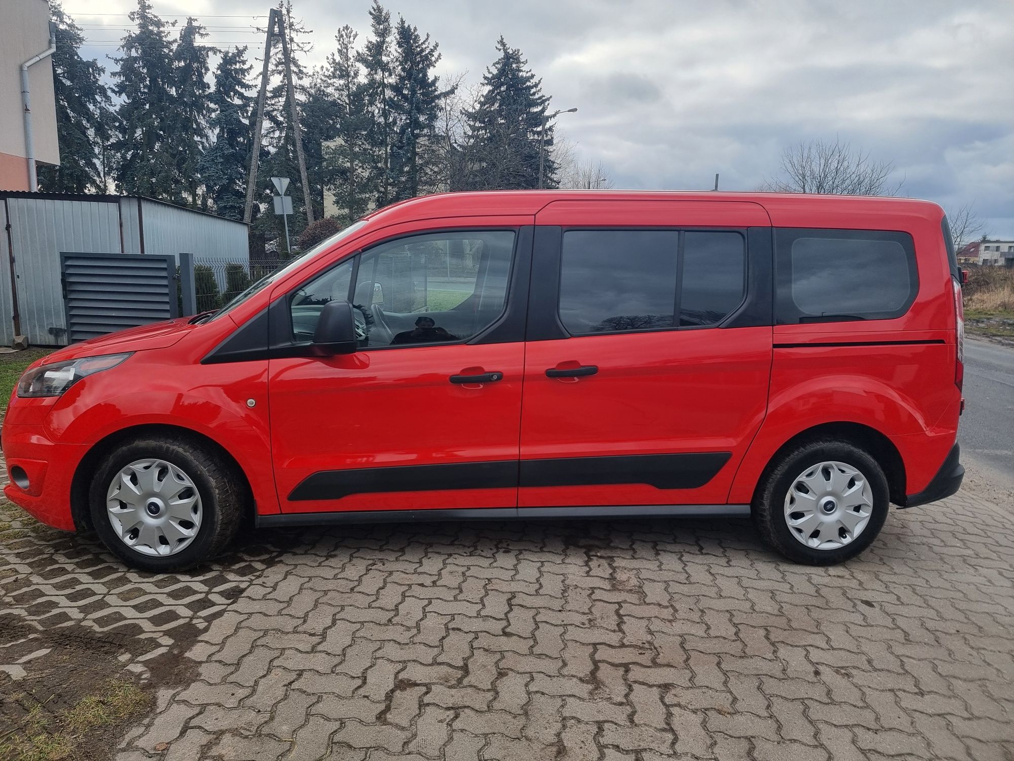 Ford Transit Connect 1.5DCI long rok 2018  215tys przebiegu stan bdb