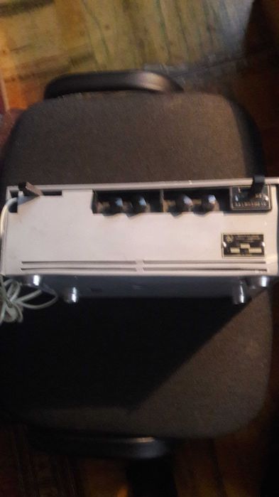 Детектор валюти  і спектрофотометр