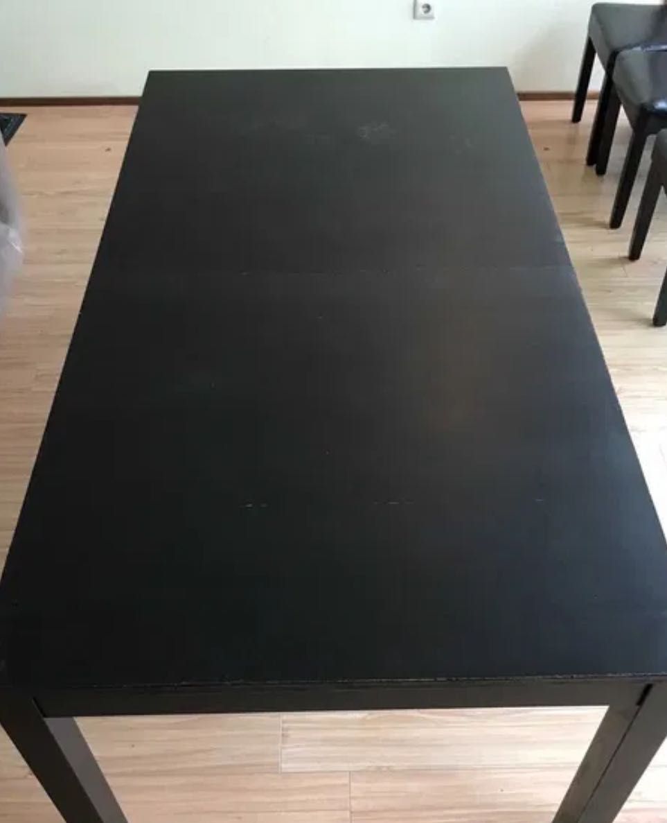 Mesa + 4 cadeiras