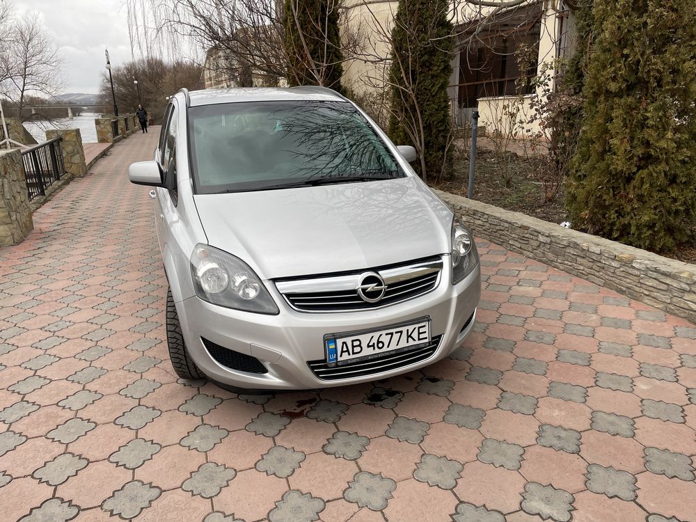 Opel Zafira 2013 1.7d