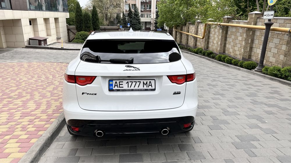 Jaguar F Pace R-sport