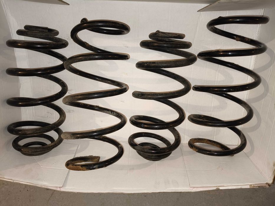 Sprężyny do Opel Vectra C kombi 1,9 cdti 120 KM