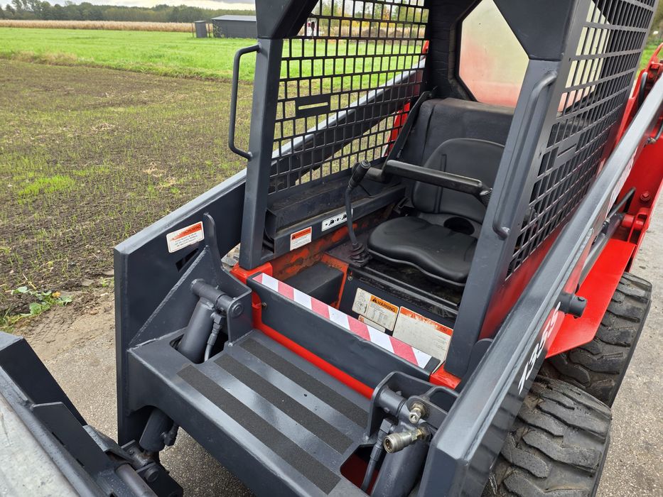 Ładowarka Bobcat Thomas 135S Mini ładowarka + Łyżka i Widły do bel
