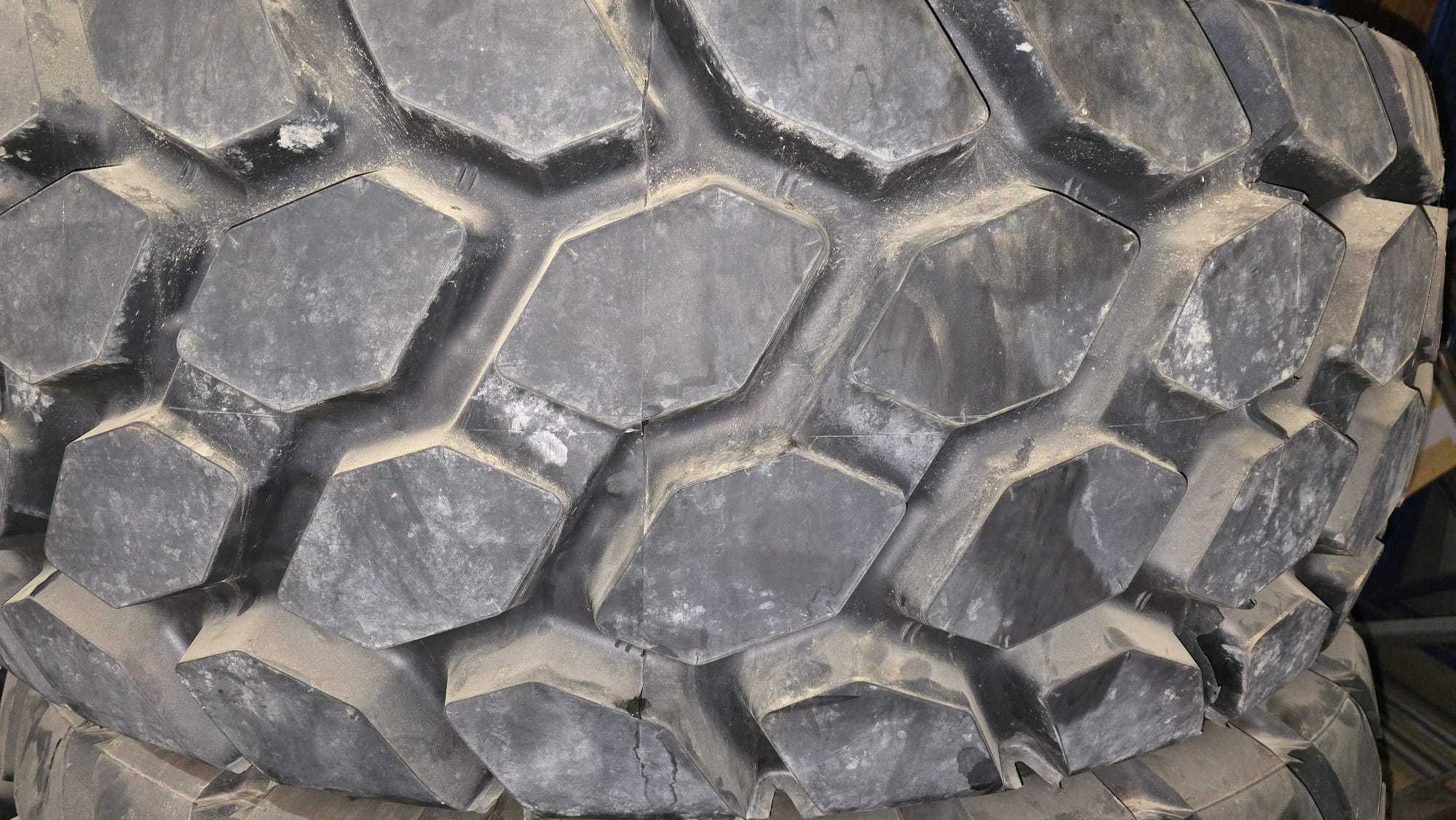 Opona Bridgestone 20.5R25