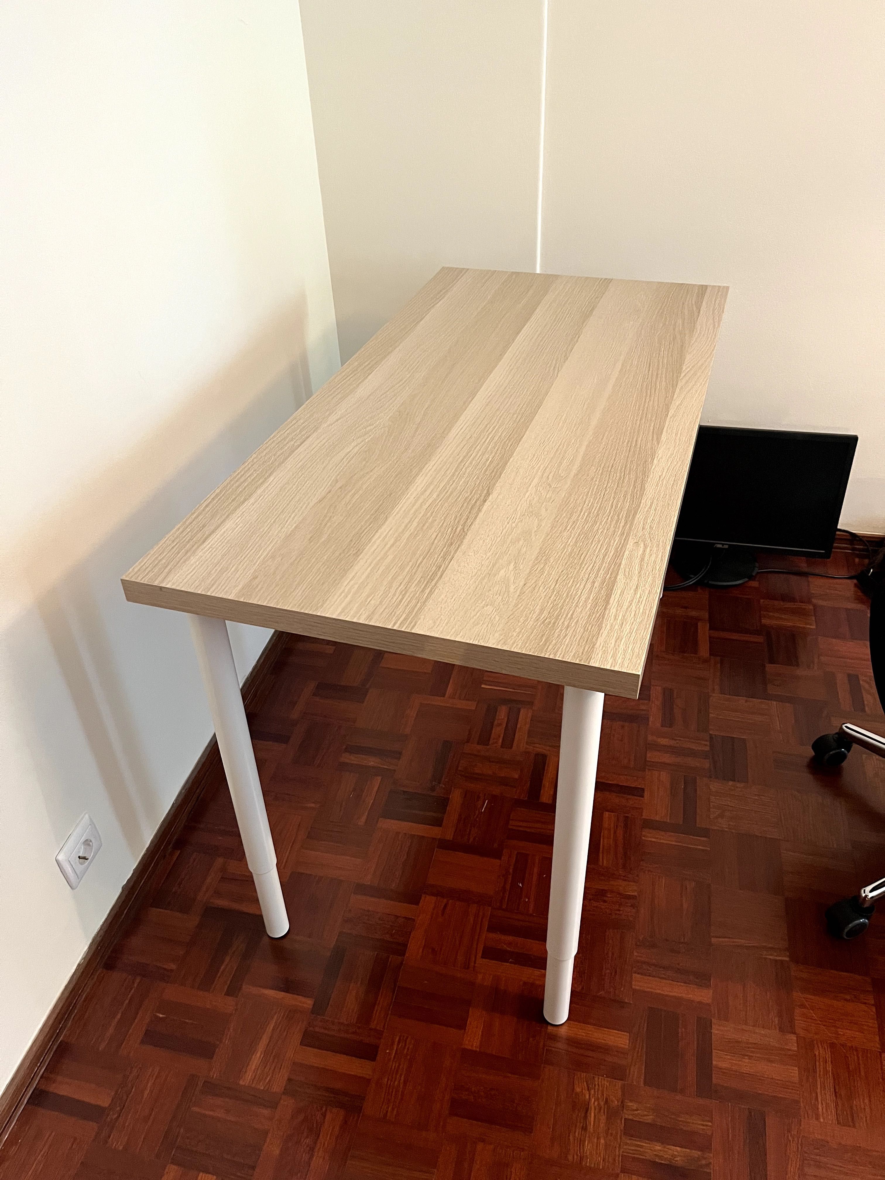 Secretária Olov Ikea