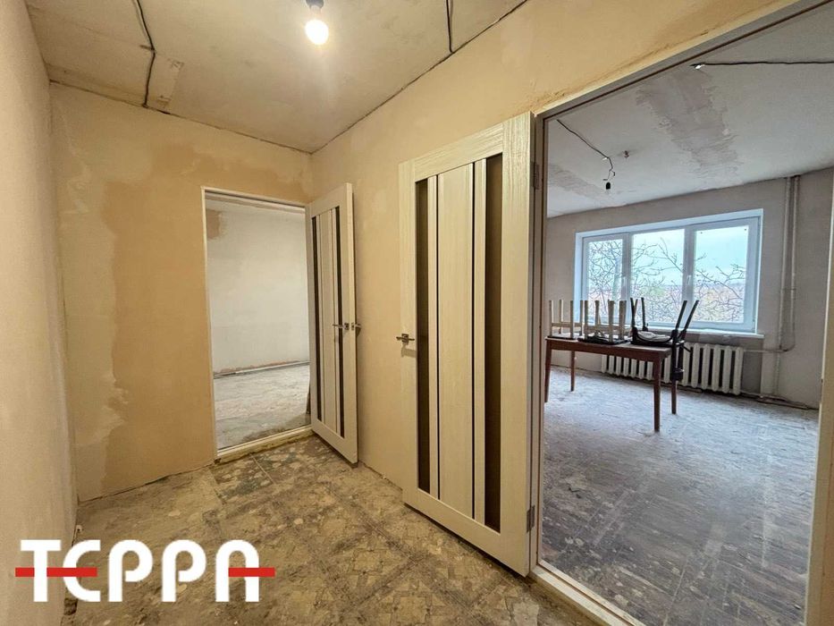 Продаж 2-кімнатної квартири під чистову обробку