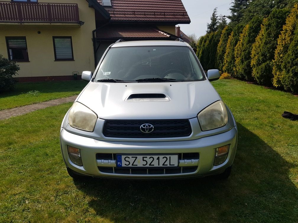 Toyota RAV4  2.0 D-4D 4X4