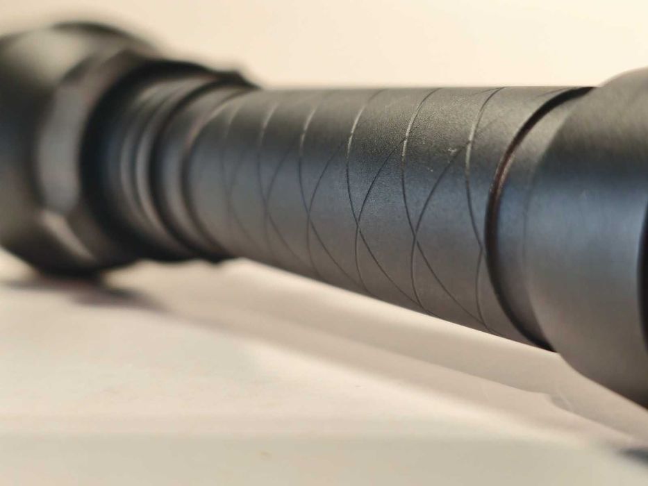 Latarka ZOOM, dioda Luminus SFT-25R, 770m zasięgu