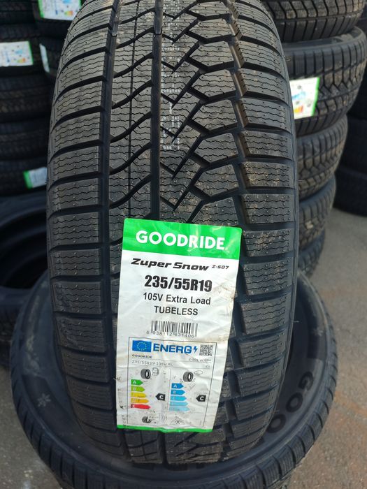 Зимові шини Goodride ZuperSnow Z-507 235/55 R19 105V XL