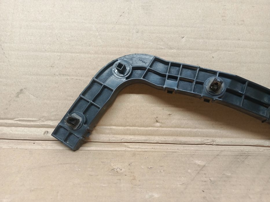 Ślizg mocowanie zderzaka prawy tył tylny Suzuki Grand Vitara II