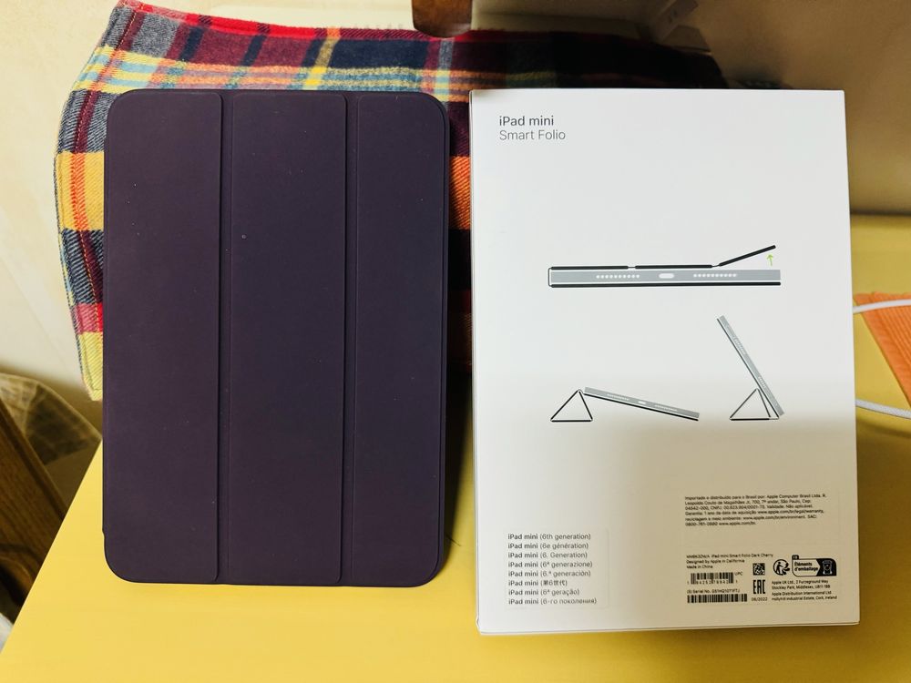 Capa Smart Folio para iPad mini (6 ger.)Cereja Escura totalmente nova