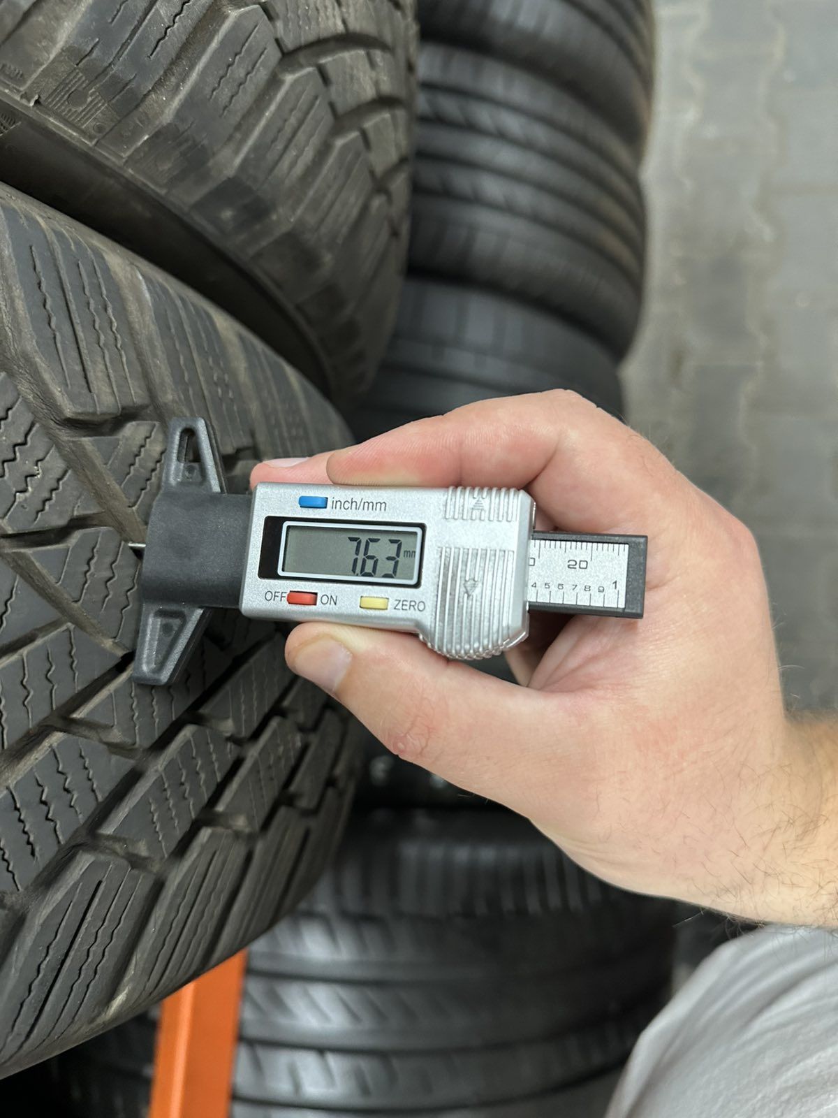 Шини Резина Зима 205/55 R16 94H XL Continental Winter Contact TS860