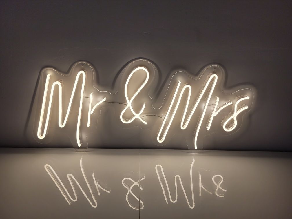 Mr & Mrs neon LED ledon wesele, ślub, rocznica