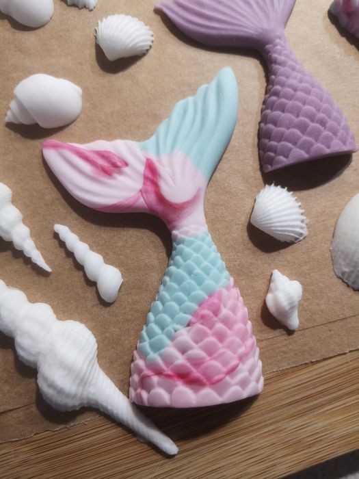 Ozdoby z masy cukrowej na tort syrenka ogon ryby ocean morze muszelki