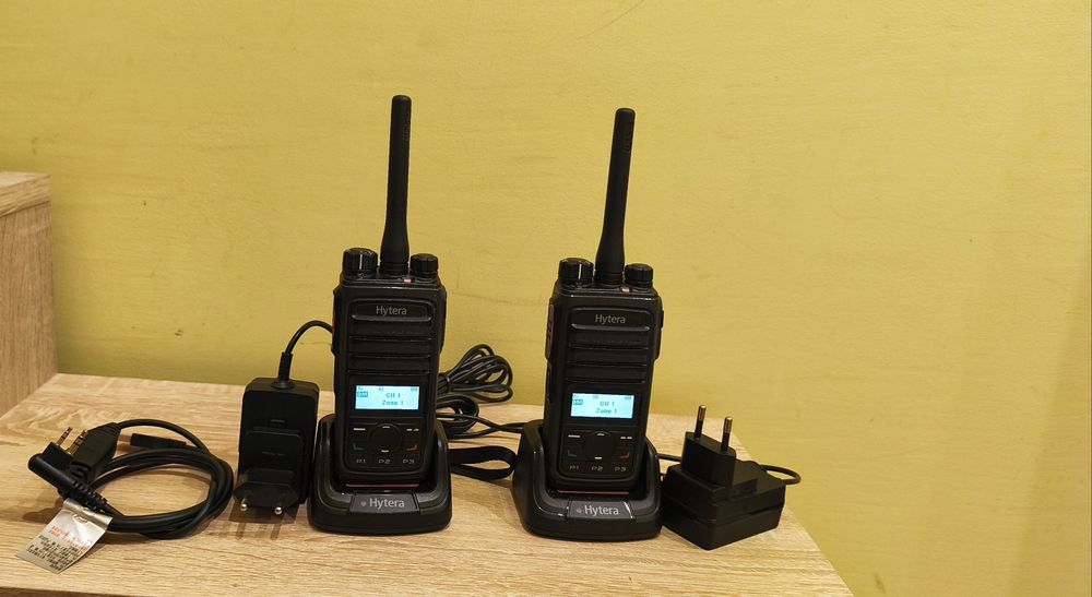Hytera PD565U zestaw 2 x radio + 2 x ładowarka + kabel